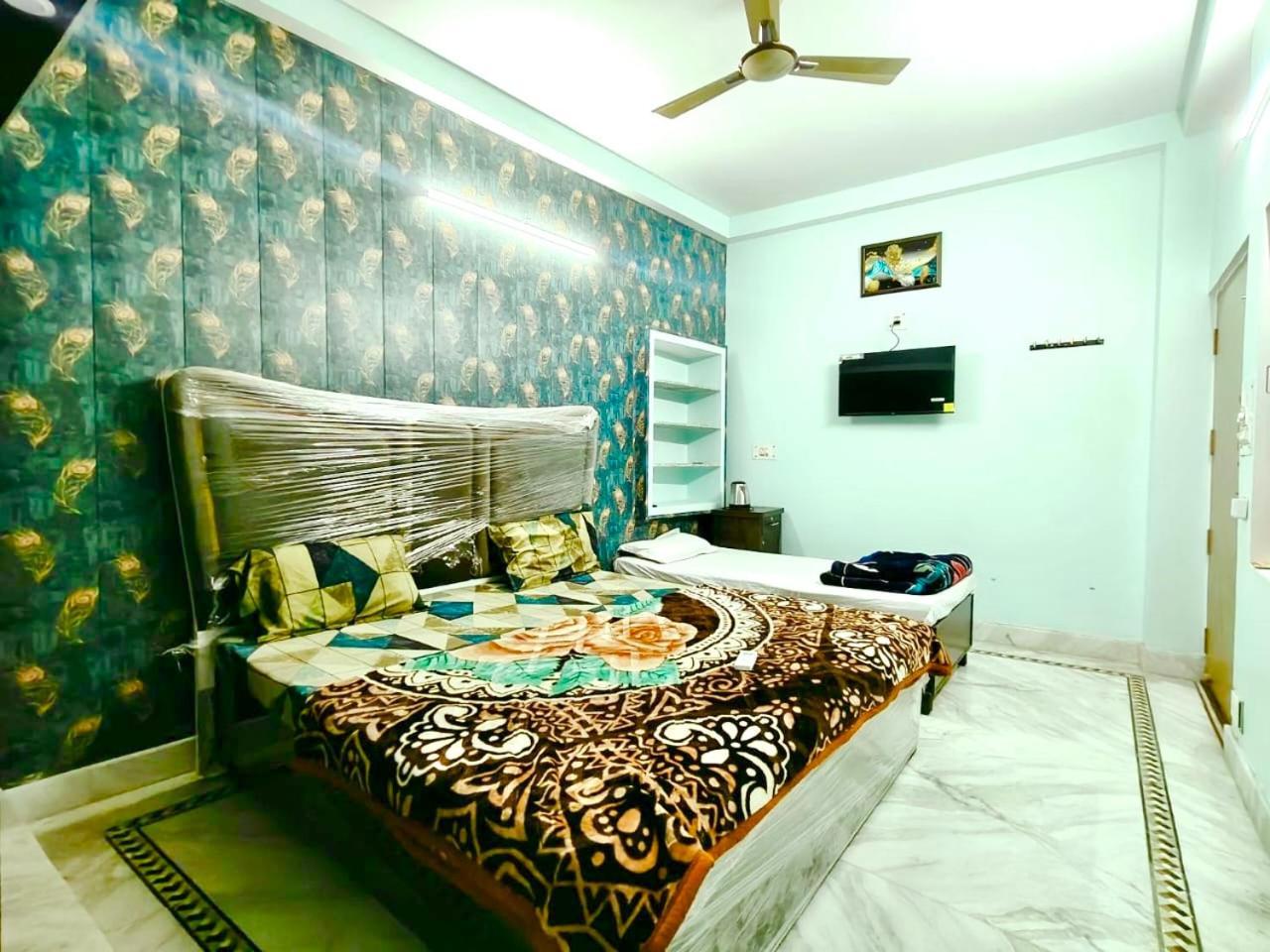 Trilok Residency - Dashashwamedh バラナシ エクステリア 写真